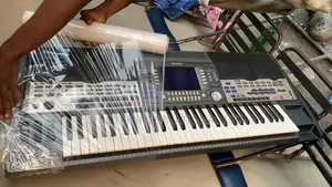 Yamaha PSR 9000