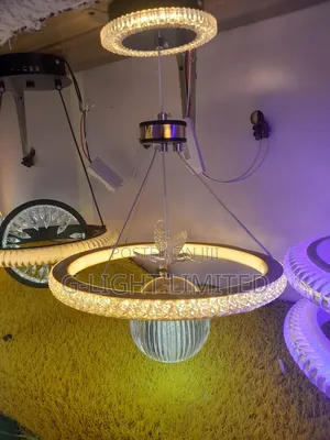 Dropping Pendant Light