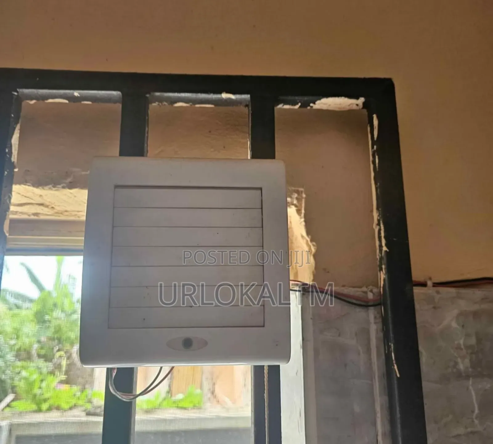 Mini Heat Extractor - With Wiring and Socket