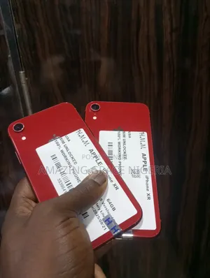 Apple iPhone XR 64 GB Red
