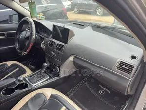 Mercedes-Benz C300 Sport Sedan AWD (3.0L 6cyl 7A) 2008 Gray