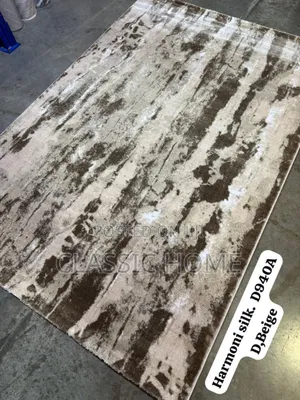 Harmony Luxury Center Rug