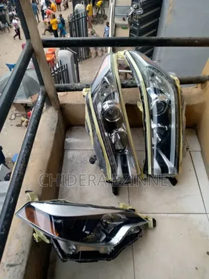 Toyota Highlander 2018 Headlights the Tow Side