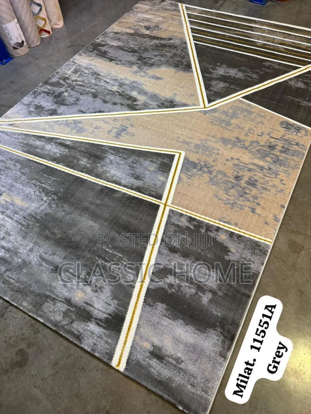 Milat Grey Center Rug