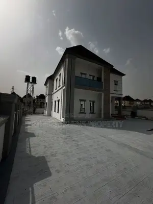 4bdrm Duplex in Lugbe District for sale