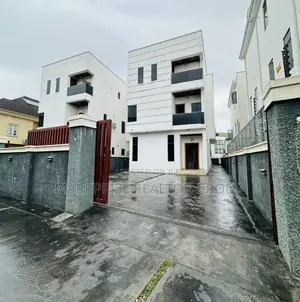 5bdrm Duplex in Ikeja Gra Lagos for sale