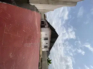 1bdrm Block of Flats in Hope Avenue Off, Port-Harcourt for rent