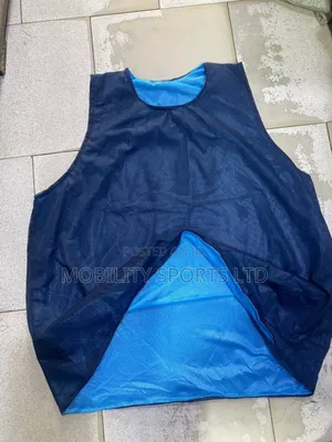 A Set of Double Face Training Bib