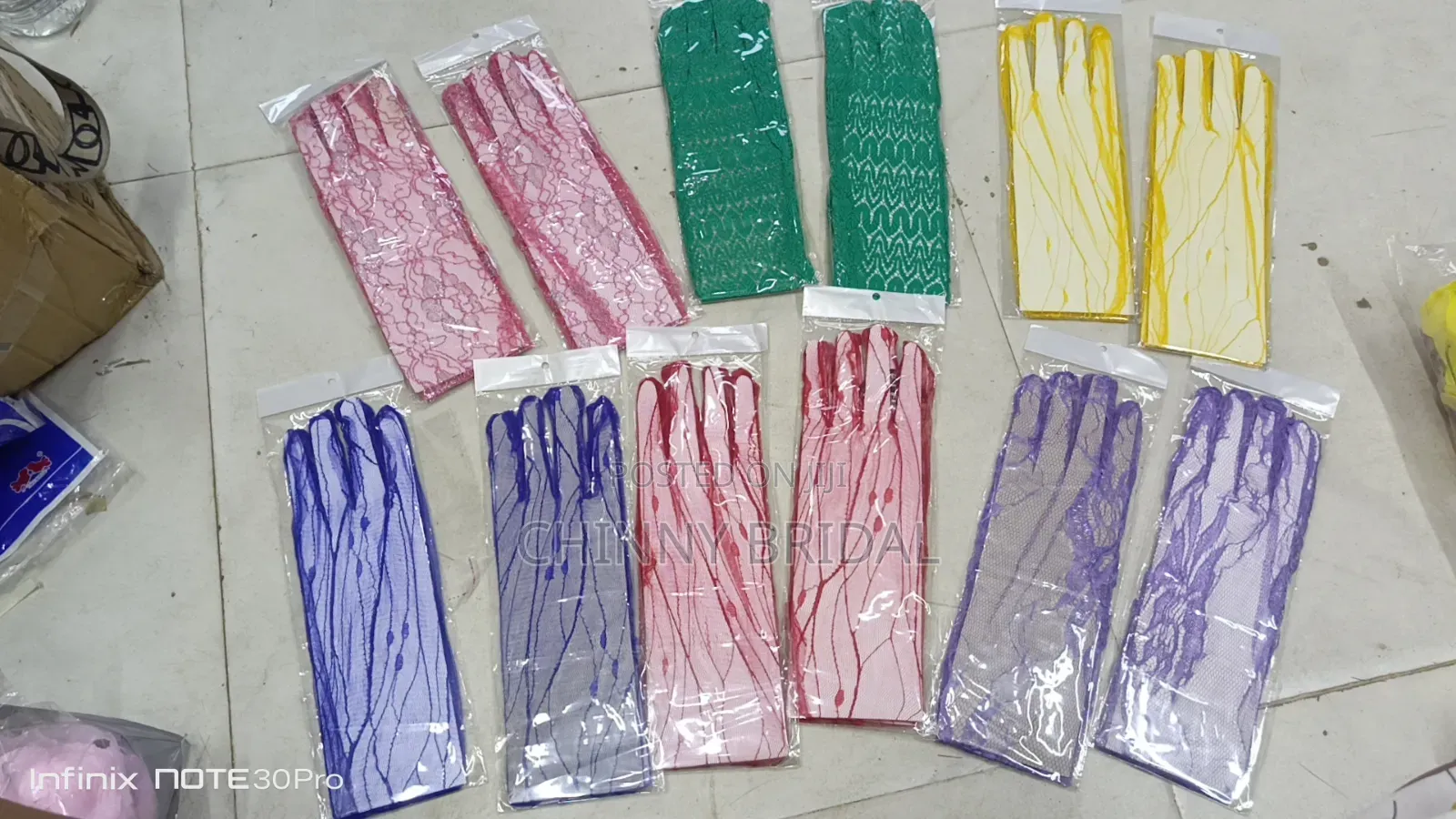 Coloured Hand Gove