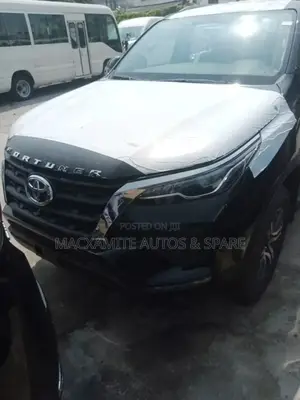 New Toyota Fortuner 2025 Black