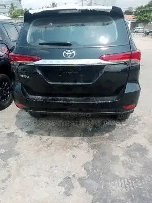 New Toyota Fortuner 2025 Black