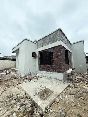 3bdrm Bungalow in Majesty Estate Nta for sale