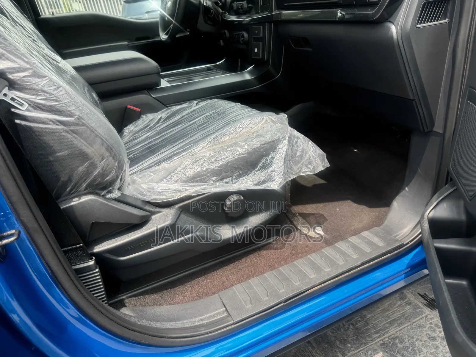 Ford F-150 2021 Blue