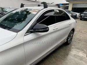 Mercedes-Benz C300 Sport 4dr AWD 4Matic Sedan (2.0L 4cyl 7A) 2015 White