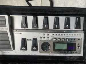 Boss Gt - 10 Multi Effect Processor Pedal