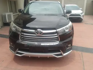 Toyota Highlander LE 4x2 (2.7L 4cyl 6A) 2016 Black