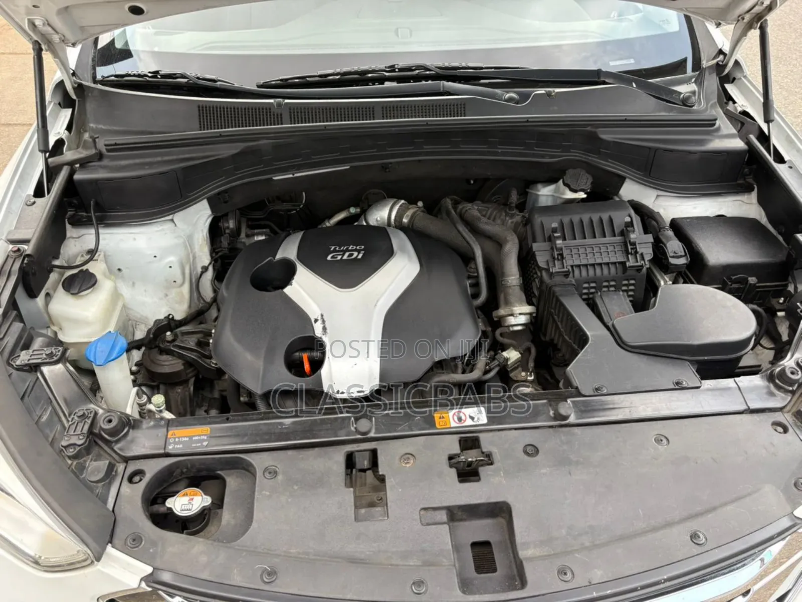 Hyundai Santa Fe 2012 White