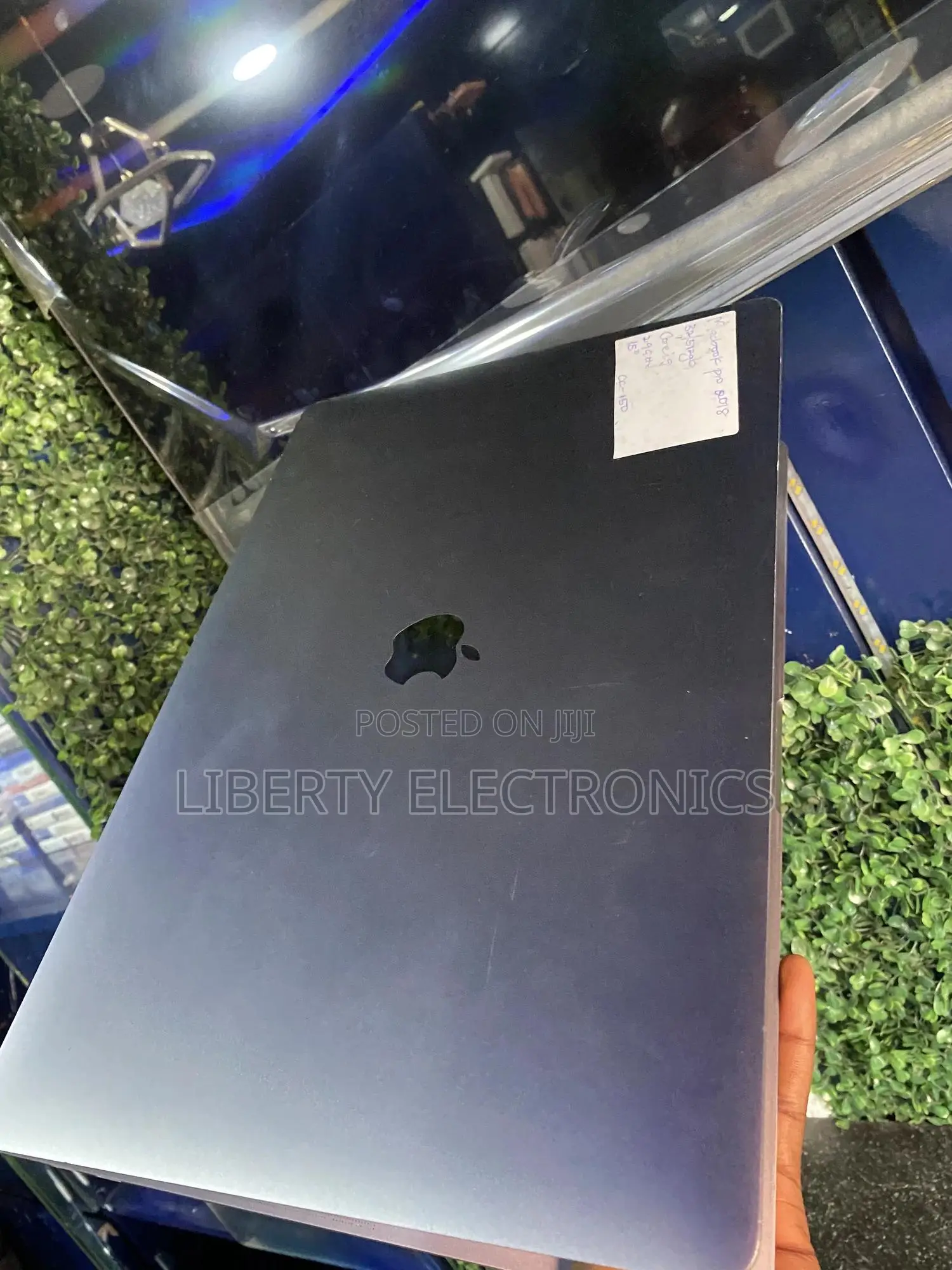 Laptop Apple MacBook Pro 2018 32GB Intel Core I9 SSD 512GB