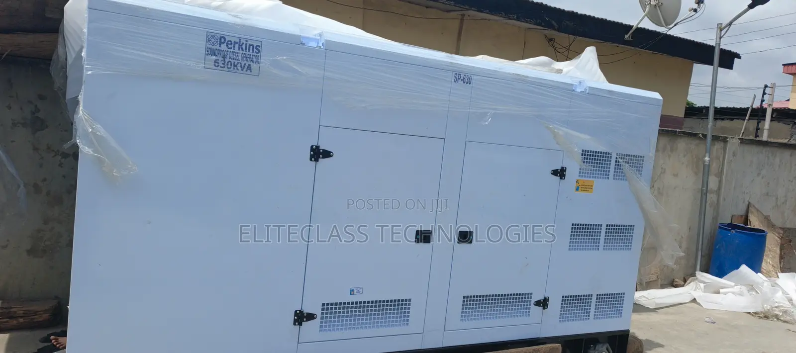 Gentough Perkins 630kva Soundproof Generator