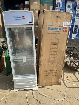 Scanfrost Showcase Bottle Cooler 300l