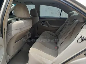 Toyota Camry CE 4dr Sedan (2.4L 4cyl 5M) 2007 Gold