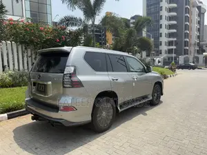 Lexus GX 460 AWD 2023 Gold