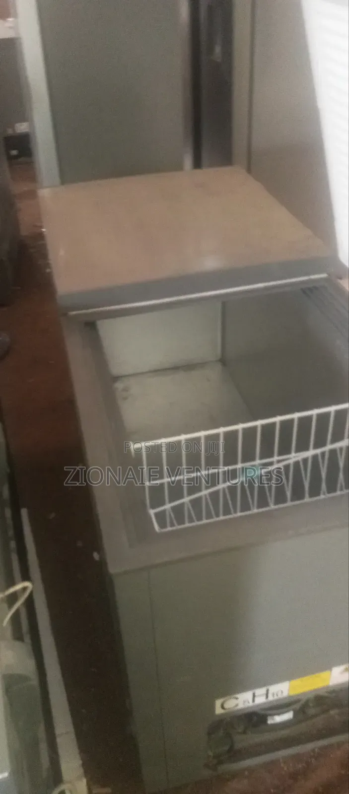 Acf450 Aeon Double Door Freezer