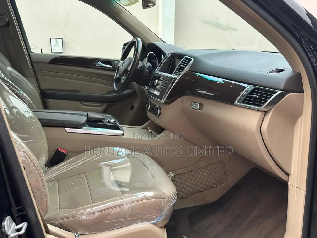 Mercedes-Benz M Class 2012 Black