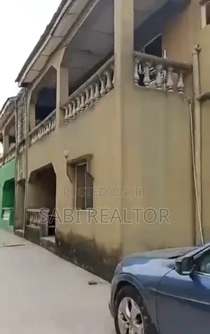 3bdrm Block of Flats in Meiran for sale