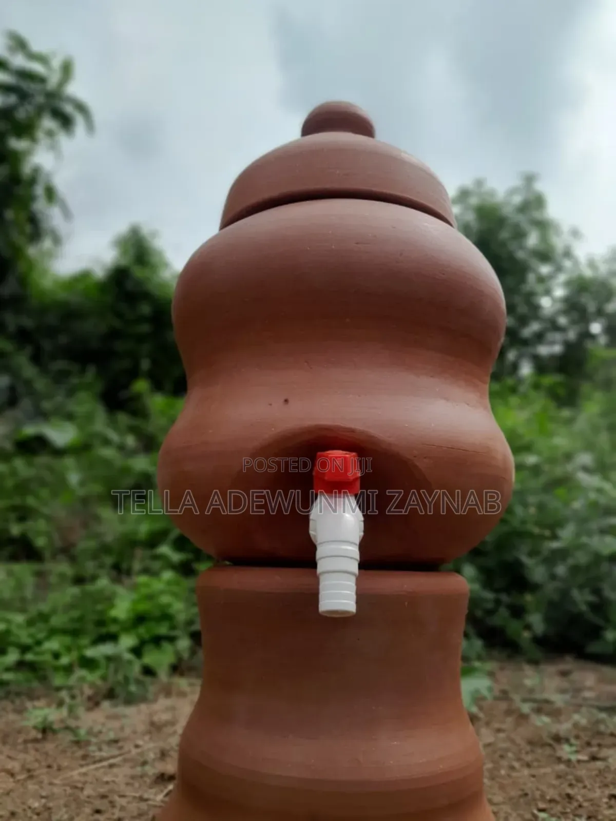 Clay Dispenser 10-12 Liter Capacity