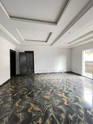 Furnished 2bdrm Apartment in Lekki for sale