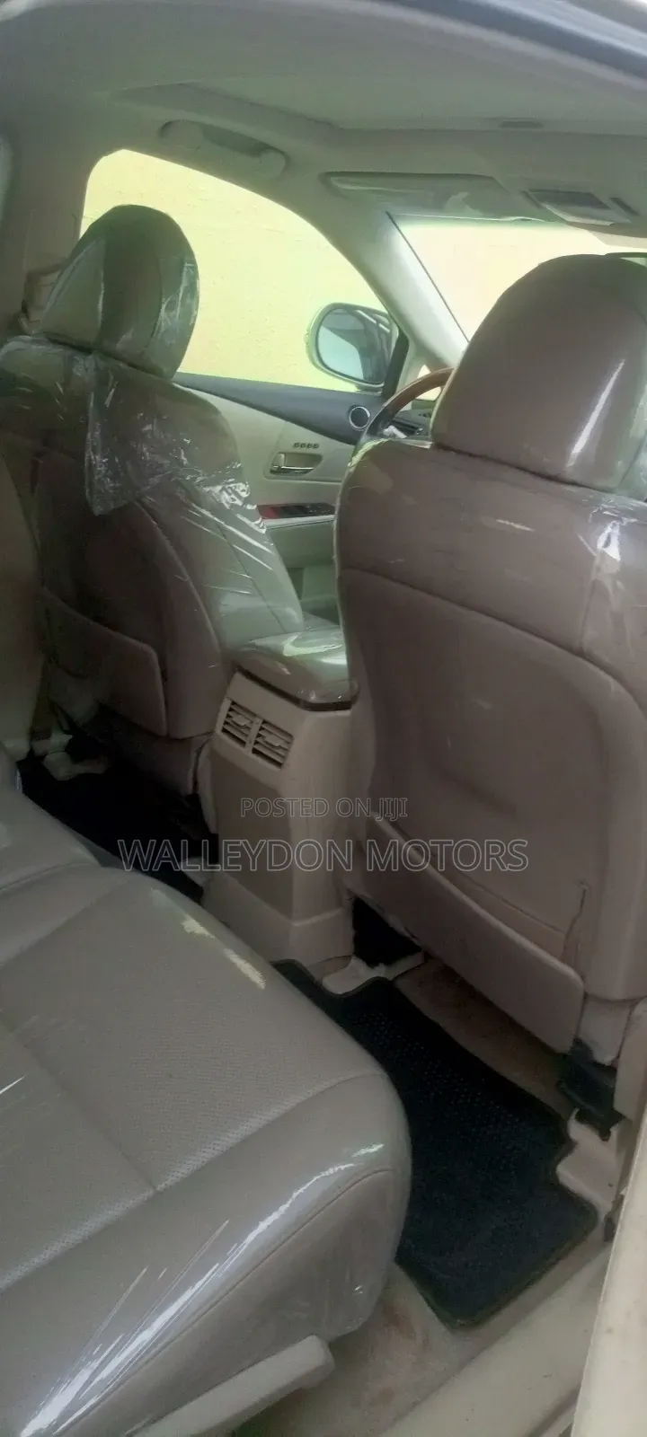 Lexus RX 350 2010 Gold