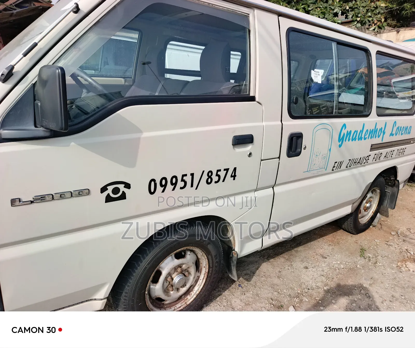 Mitsubishi L300 2007