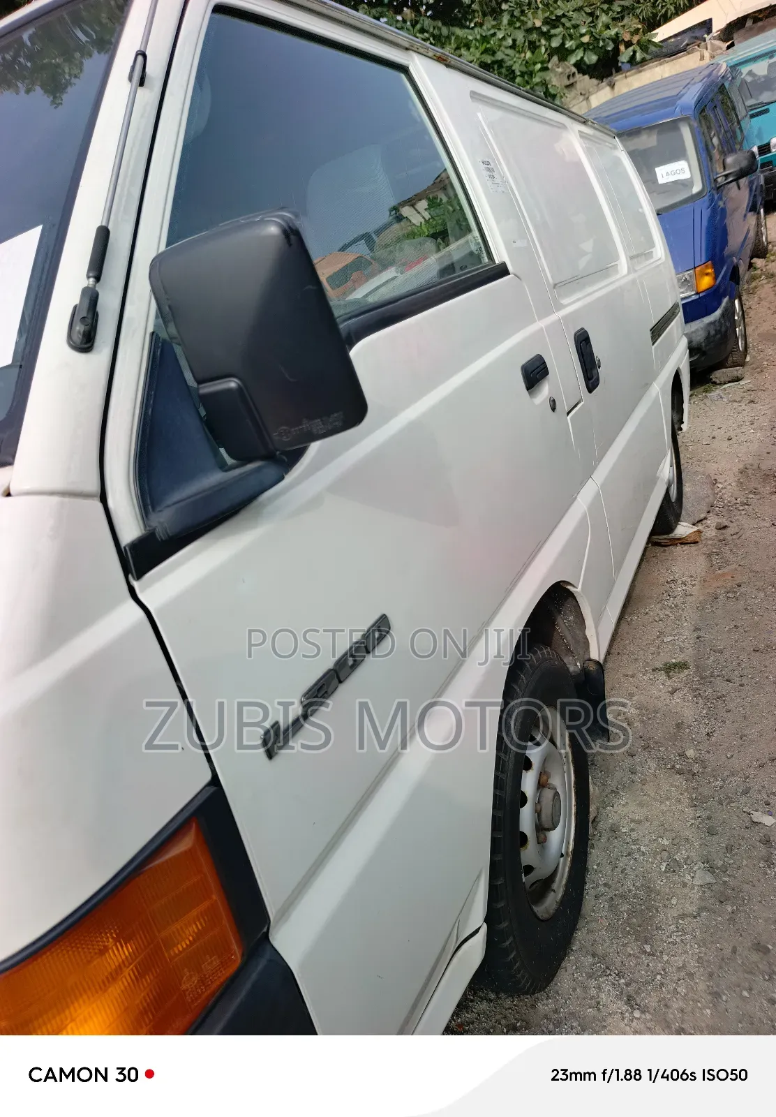 Mitsubishi L300 2007 White