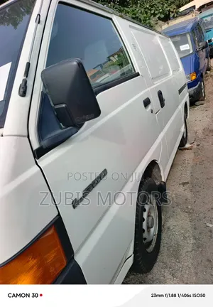 Mitsubishi L300 2007 White