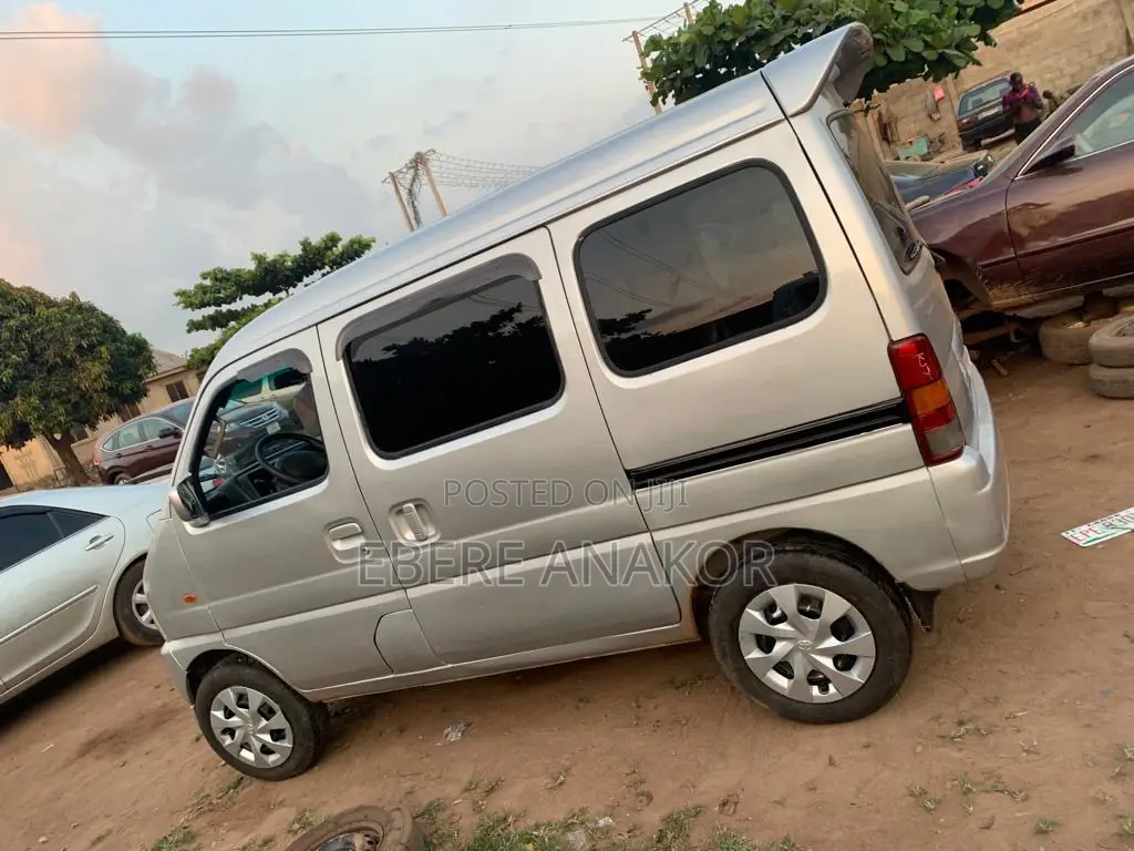 Suzuki Every 2010 Silver