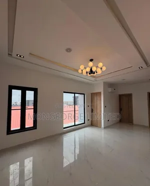 2bdrm Apartment in Lekki Phase 1 for sale