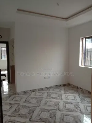 1bdrm Room & Parlour in Shyllon, Ilupeju for rent