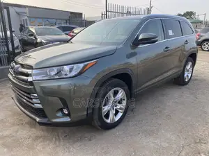 Toyota Highlander Limited 4x2 V6 (3.5L 6cyl 8A) 2017 Green