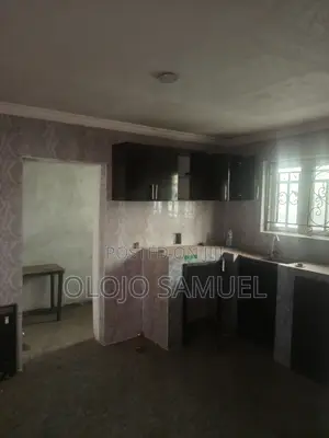 3bdrm Bungalow in Oluyole for sale