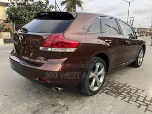 Toyota Venza XLE AWD V6 2013 Brown