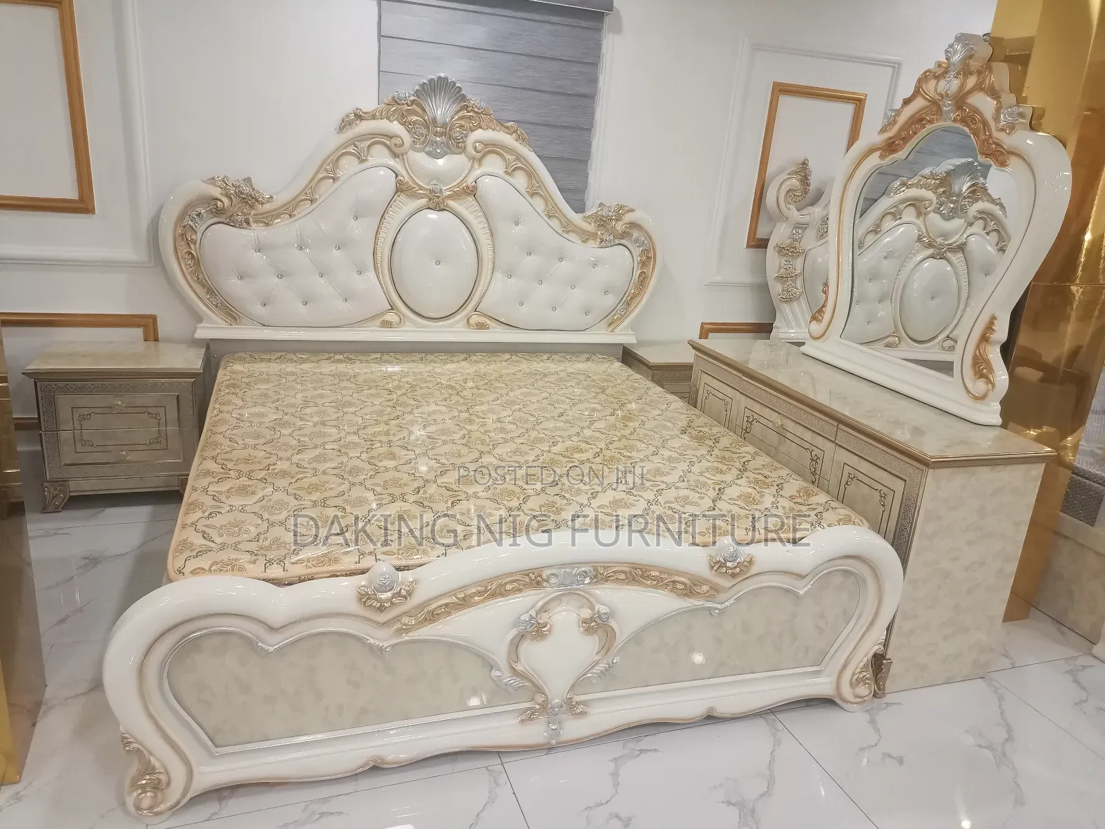 Quality Royal Bed