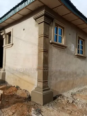 Artwork Pillar Designs