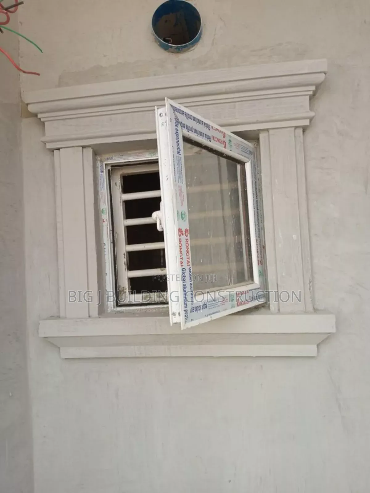 Artwork Window Hook