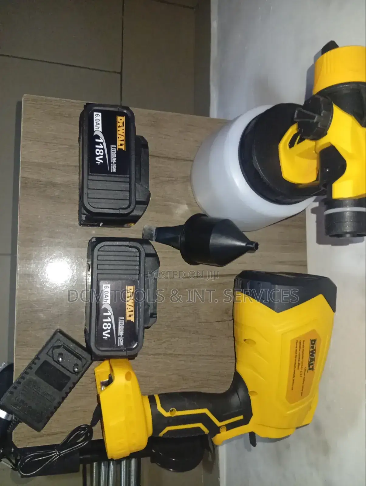 Dewalt Cordless Spray Gun Kit