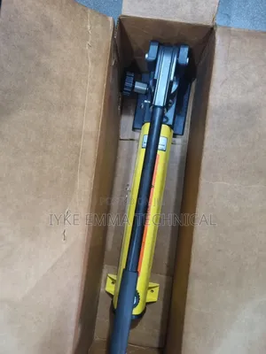 40,000 Psi Enerpac Hydraulic Hand Pump 2800 BSR