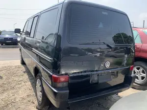 Volkswagen Transporter 2004 Black