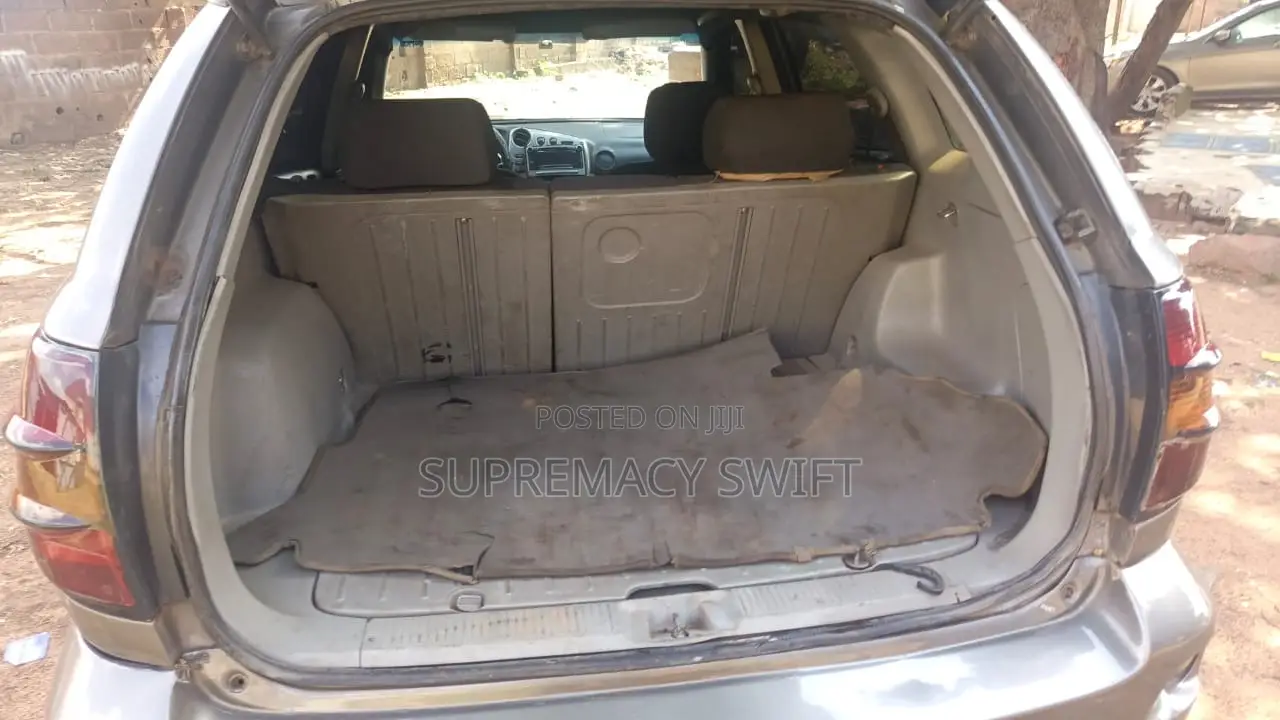 Pontiac Vibe Automatic 2003 Gray