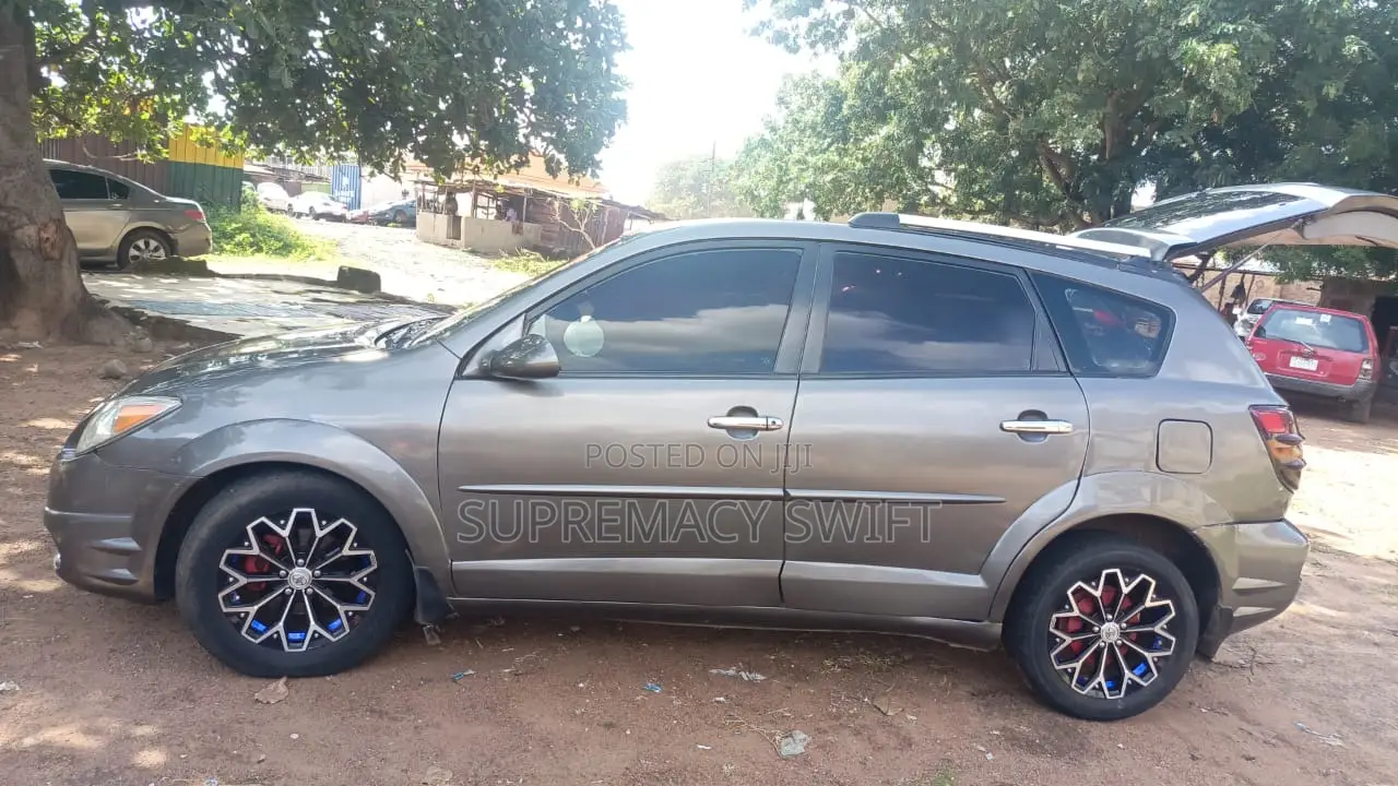Pontiac Vibe Automatic 2003 Gray
