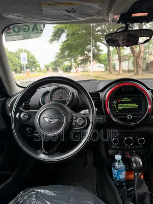 Mini Cooper 2017 Brown